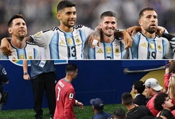 Tại sao Argentina chơi bóng vì Messi, còn Bồ Đào Nha lại gặp vấn đề với Ronaldo?