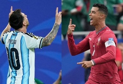 Cuộc đua ghi bàn mọi thời đại Messi và Ronaldo tiếp tục "nóng" với mốc 1.000 bàn thắng