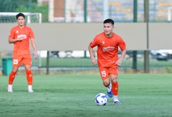 Quang Hải đeo băng đội trưởng tuyển Việt Nam, Xuân Son lần đầu vào Ban cán sự