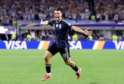 Lo Celso ghi bàn bằng đá phạt “nhờ” Messi và xóa đi nỗi thất vọng World Cup