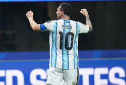 Messi được chấm điểm 9 sau những khoảnh khắc kỳ diệu giúp Argentina ngược dòng