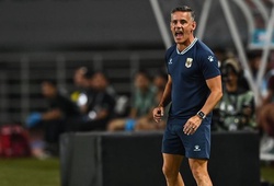 HLV John Herdman tri ân Chủ tịch LĐBĐ Indonesia sau đại thắng Campuchia