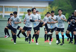 Oái ăm vì COVID-19, Thái Lan phải mang hai đội hình đến UAE