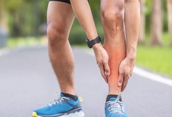 Đau ống đồng khi chạy: Nguyên nhân và cách xử lý