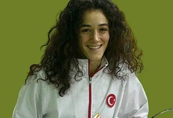 Neslihan Arın: hy vọng độc nhất của Cầu lông châu Âu đối đầu đơn nữ Ấn Độ