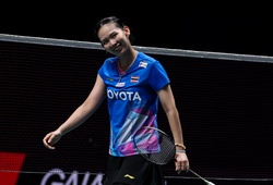 Người đẹp cầu lông Thái Lan Pornpawee Chochuwong loại cựu số 1 thế giới ở Singapore Open 2024