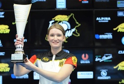 Veronika Ivanovskaia bảo vệ danh hiệu ở giải billiard St Pongau Open