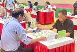 Khai mạc giải Cờ Tướng đặc biệt: Sân chơi trí tuệ cho người cao tuổi Việt Nam