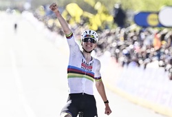 Tadej Pogacar san bằng kỷ lục tại cuộc đua xe đạp Tour of Flanders 2026: Vòng nguyệt quế và bóng ma pháp lý
