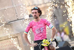 Ben Healy thắng chặng 6 cuộc đua xe đạp Tour de France 2025, khi Van der Poel đoạt lại Áo vàng từ Pogacar