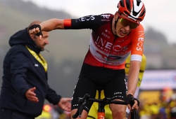 Arensman thắng chặng 19 khi Áo vàng Pogacar chạm tay vào danh hiệu thứ 4 ở cuộc đua xe đạp Tour de France
