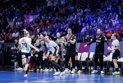 Đức đánh bại Pháp để giành vé vào chung kết Giải bóng ném VĐTG lần đầu tiên sau 32 năm kèm tiền thưởng khổng lồ