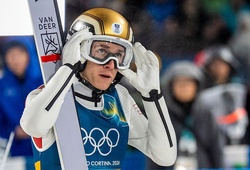 Cú sốc tại Milan Cortina 2026: Đôi giày "giết chết" giấc mơ HCV Olympic mùa đông của Daniel Tschofenig