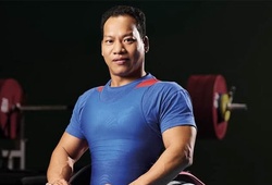 Lực sĩ thể hình Lê Văn Công "Flex" nhẹ trước Paralympic Paris 2024