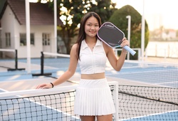 Tay vợt 17 tuổi Jolie Lam tạo ấn tượng từ quần vợt sang pickleball