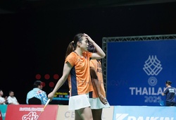 Pearly suýt rơi nước mắt khi tiếng Negaraku vang lên, Thinaah thở phào nhẹ nhõm sau khi giành HCV cầu lông SEA Games