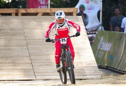 Indonesia giành huy chương vàng thứ 6 tại SEA Games 2025 nhờ tay đua xe đạp Rendy Varera