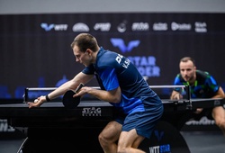 Tay vợt phải đấu loại Sidorenko loại hạt giống số 6 Gauzy ở giải bóng bàn WTT Star Contender Muscat 2025 
