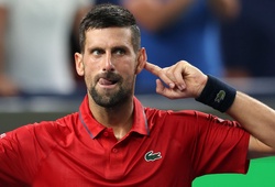 Novak Djokovic lập nên lịch sử quần vợt khi vào bán kết ATP 1000 tại Shanghai Masters 2025