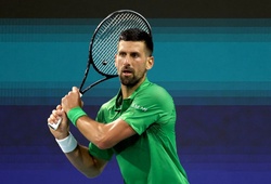 Novak Djokovic khởi đầu hành trình chinh phục Grand Slam thứ 25 với chiến thắng thứ 100 tại giải quần vợt Úc mở rộng