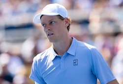 Tiết lộ lý do Jannik Sinner bỏ cuộc trong trận chung kết quần vợt Cincinnati Masters gặp Carlos Alcaraz