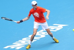 Nhà vô địch Jannik Sinner tiến vào vòng tiếp theo tại Giải quần vợt Úc mở rộng sau khi Hugo Gaston bỏ cuộc