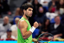 Thắng trận thứ 11 liên tiếp, Alcaraz vào chung kết quần vợt Qatar Open: Bài học "trưởng thành" vượt xa giới hạn sân đấu