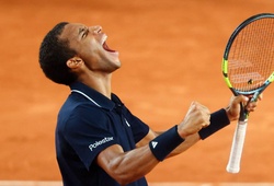 Ngược dòng sau hơn 4 giờ thi đấu, Felix Auger-Aliassime tiến vào vòng 2 quần vợt Roland Garros