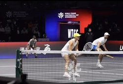 Giải quần vợt WTCC: Iga Swiatek, Valentin Vacherot thất bại trong lần đầu ghép đôi nam nữ