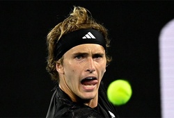 Alexander Zverev chật vật vượt qua Gabriel Diallo ở vòng 1 giải quần vợt Úc mở rộng đầy khó khăn