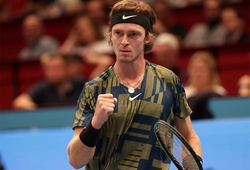 Giải quần vợt WTCC 2025: Rublev ngược dòng ngoạn mục trước Vacherot, Cobolli và Bencic phục thù trận đôi nam nữ