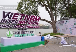 Giải Bán Marthon Quốc tế Việt Nam 2023 tài trợ bởi Herbalife Nutrition gấp rút chuẩn bị đón VĐV nhận racekit