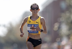 Cô gái Mỹ lần đầu chạy marathon chiến thắng cuộc thi tuyển chọn dự Olympic Paris 2024