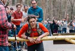 Người phụ nữ đầu tiên trên thế giới hoàn thành giải chạy địa hình siêu khắc nghiệt