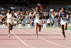 Người đầu tiên trên thế giới chạy 100m dưới 10 giây qua đời ở tuổi 76