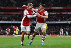 Smith-Rowe lập kỳ tích ghi bàn cho Arsenal sau 4 năm