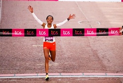Cô gái Ethiopia trẻ nhất lịch sử London Marathon đăng quang ngay lần đầu tham dự