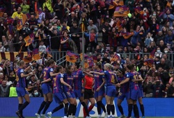 Bóng đá nữ Barcelona lại lập kỷ lục thế giới mới ở Champions League