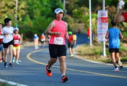 Kỷ niệm đặc biệt về lần chạy marathon Côn Đảo của nữ nhân viên ngân hàng thủ đô