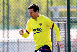 Messi gây bất ngờ với diện mạo mới và cách ghi bàn kinh ngạc