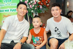 Cầu thủ Việt "lên đời" bằng nghề tay trái mùa COVID-19