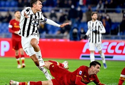 Juventus ngược dòng khó tin trước Roma với 3 bàn trong 7 phút