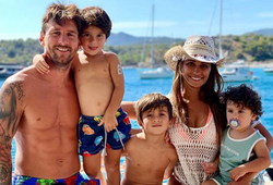 Gia đình Messi chia rẽ về quyết định ra đi hay ở lại Barca