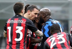 Ibrahimovic và Lukaku đụng độ “tóe lửa” với thẻ đỏ và treo giò