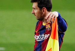 Cử chỉ của Messi khiến người hâm mộ Barcelona xúc động