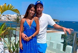 Messi thuê du thuyền và ghé thăm khách sạn sang trọng của mình