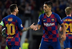 Vợ chồng Messi gây xúc động khi chia tay bạn thân Luis Suarez