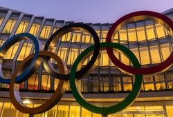 Tokyo 2020 lùi 1 năm gây tổn thất kinh khủng: Riêng IOC đã là con số khổng lồ!
