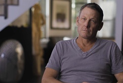 Sửng sốt khi "huyền thoại" xe đạp Lance Armstrong thú nhận thời điểm bắt đầu doping