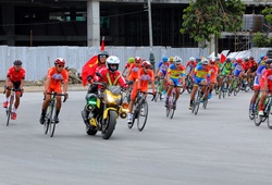 Cúp truyền hình TP.HCM 2020: Hình ảnh đoàn đua dâng hương quê Bác 